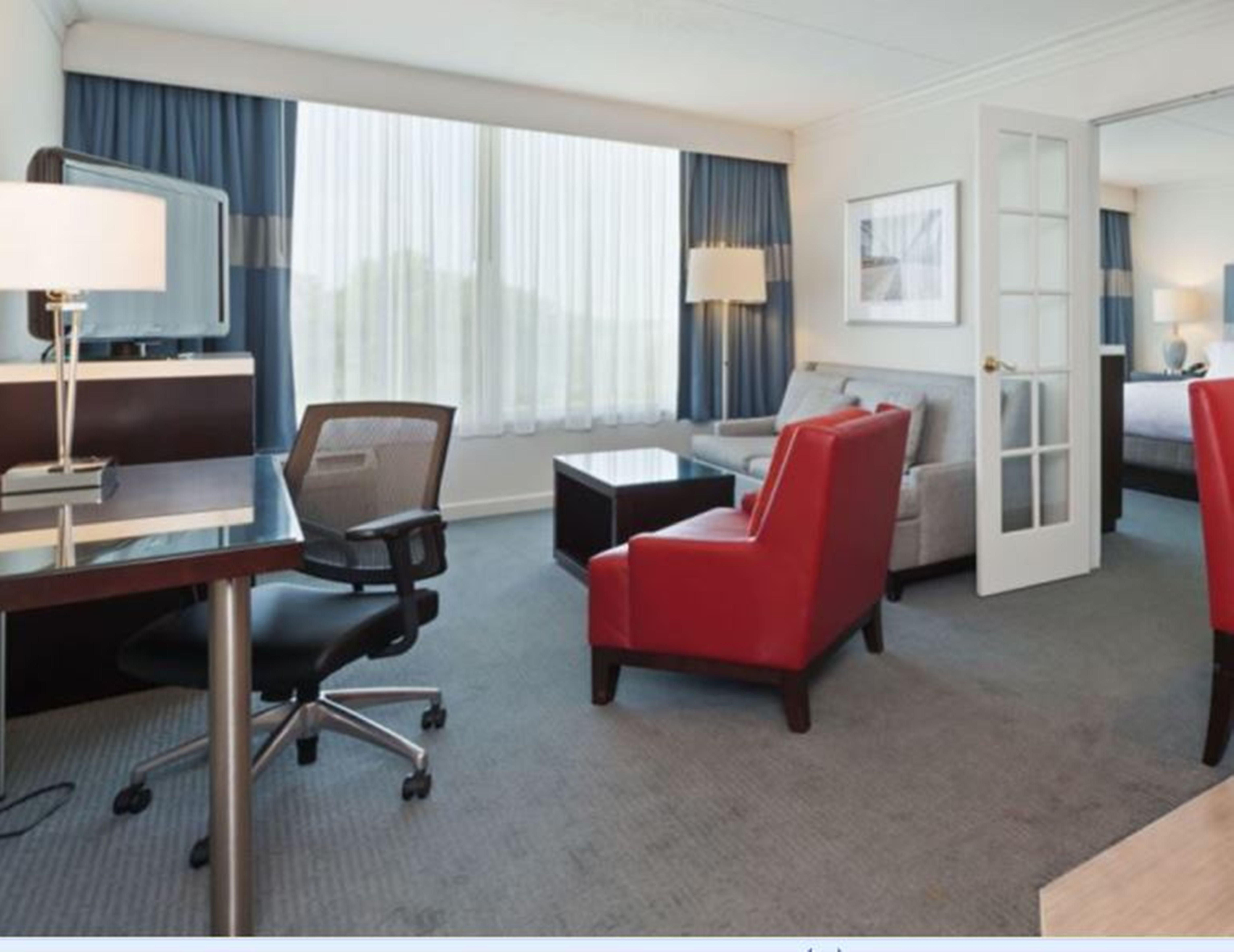 Holiday Inn Weirton-Steubenville Area Exteriör bild