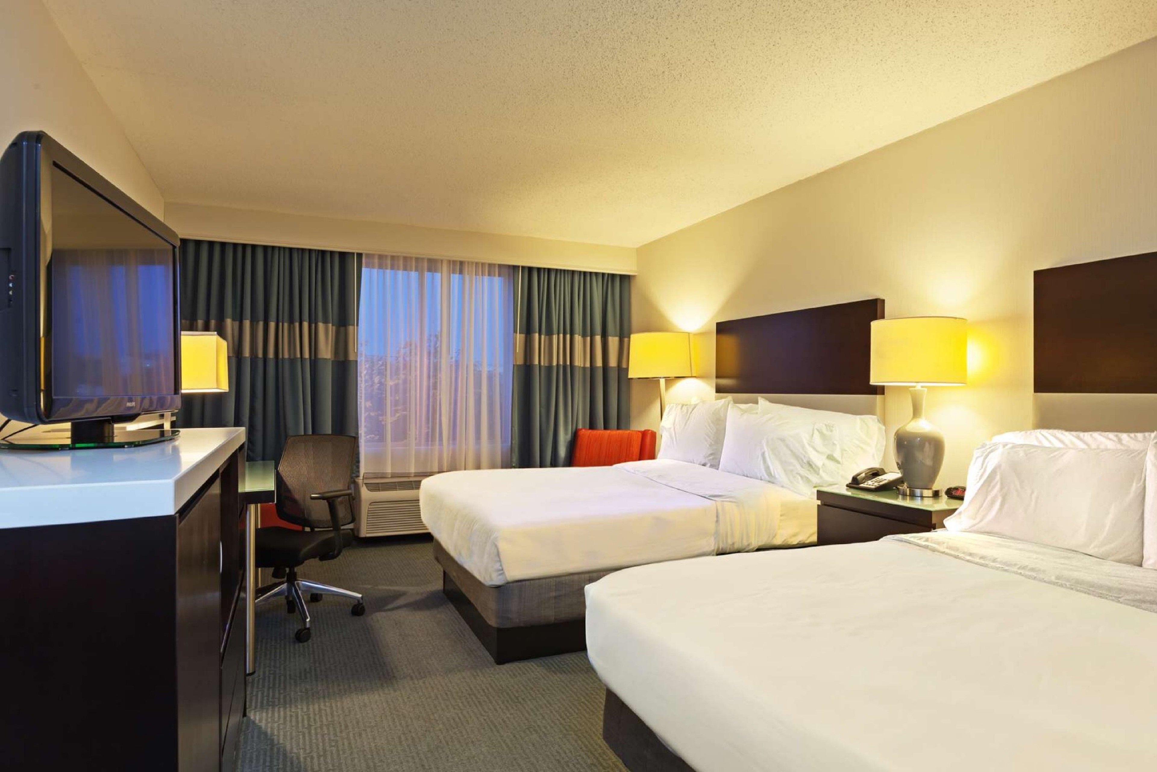 Holiday Inn Weirton-Steubenville Area Exteriör bild