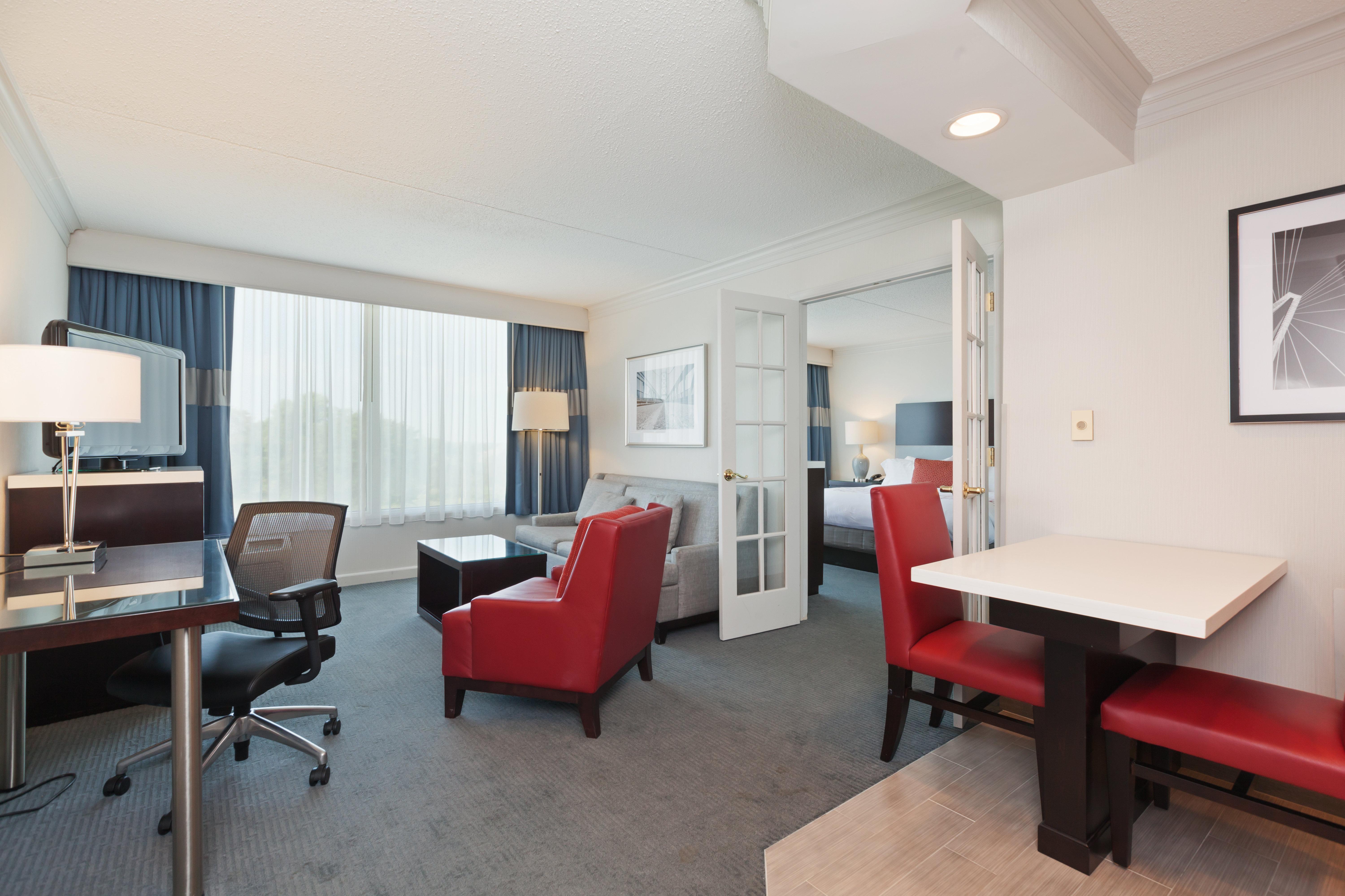 Holiday Inn Weirton-Steubenville Area Exteriör bild