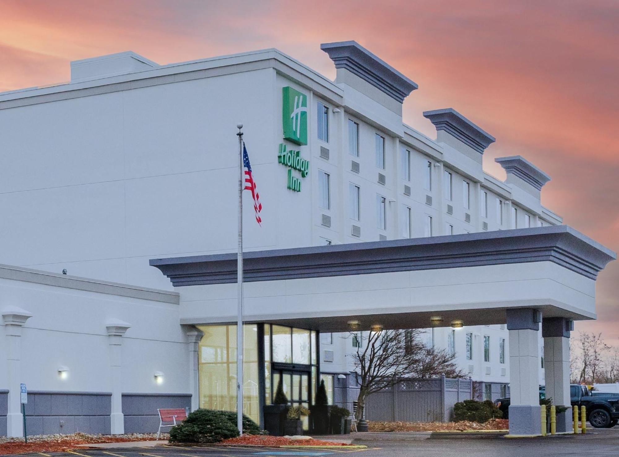 Holiday Inn Weirton-Steubenville Area Exteriör bild
